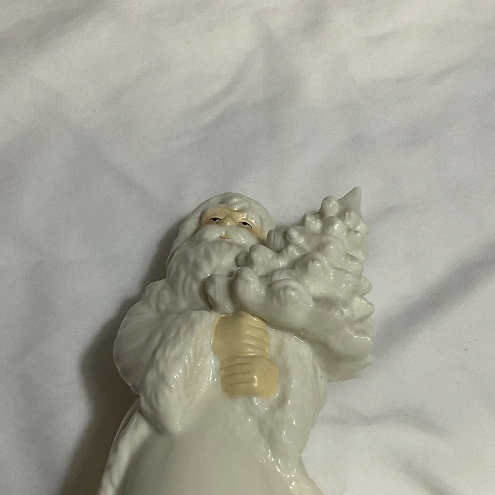 Ceramic Santa Claus Figurine with Christmas Tree